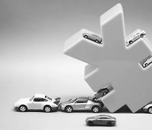 透析汽車金融公司井噴的背后 行業隱憂漸顯，亟待規范